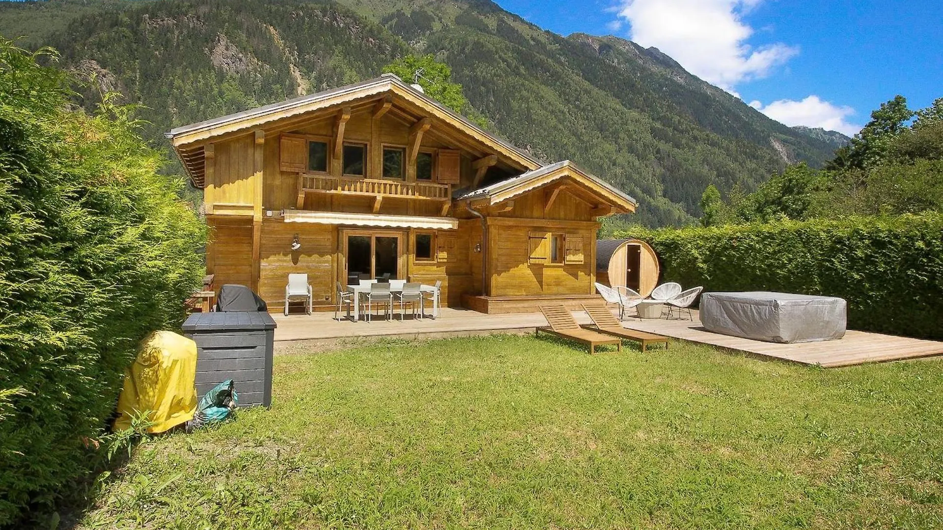 Chalet Bechar - 8Pax Renove - Garden - Sauna - Jacuzzi - Vue Sur La Chaine Du Mont-Blanc Les Houches
