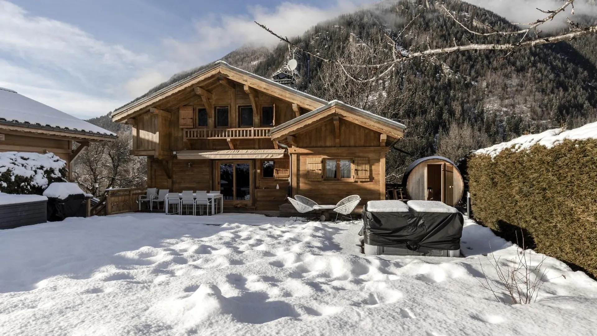 Chalet Bechar - 8Pax Renove - Garden - Sauna - Jacuzzi - Vue Sur La Chaine Du Mont-Blanc Les Houches 0*,  France